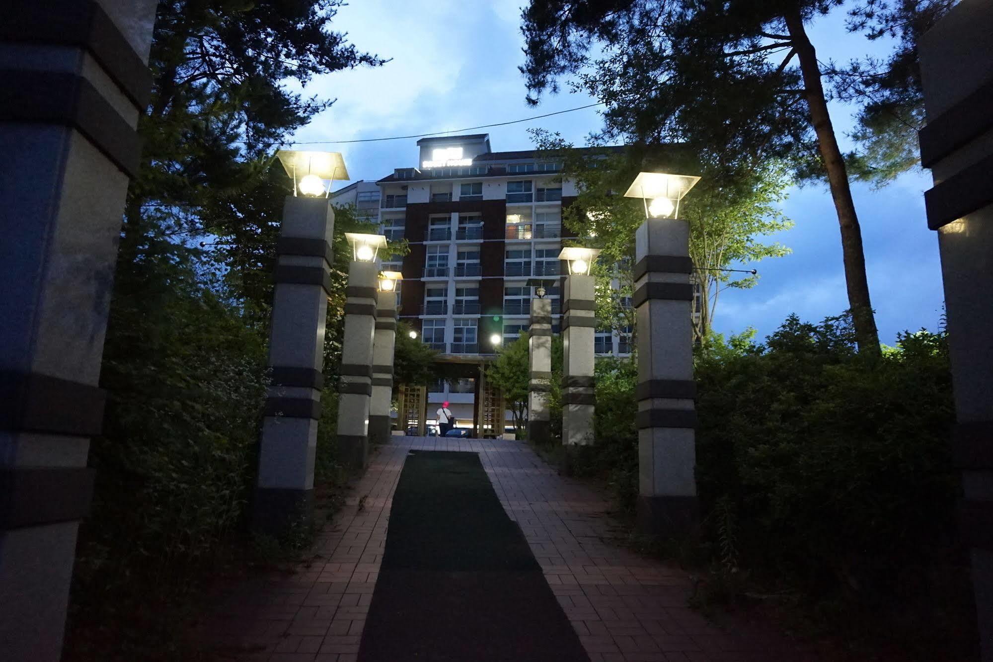 Coop Sweet House Pyeongchang Hotel Exterior photo